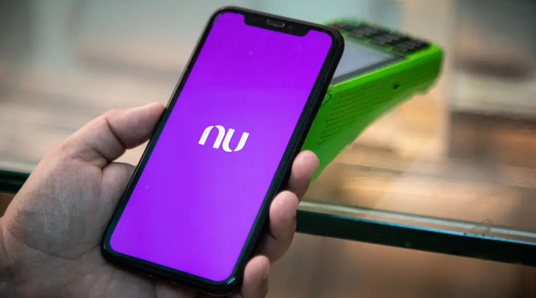 Instabilidade no Pix do Nubank, com cerca de 250 reclamações rastreadas na tarde de quarta. O banco tá apurando a falha…