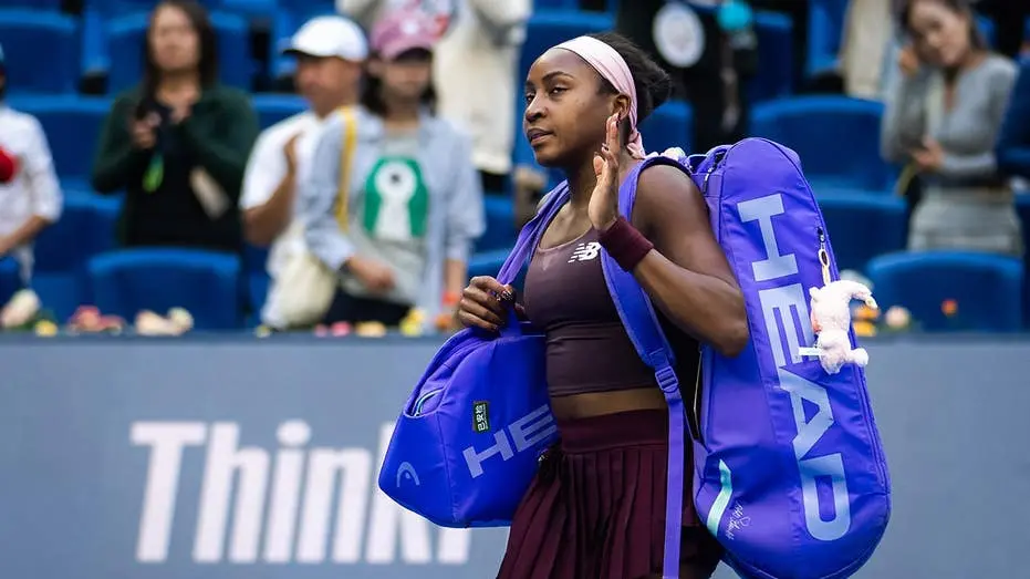 Coco Gauff foi eliminada na oitava de final do China Open depois de ter tido dias difíceis após polêmicas. O cansaço fí…