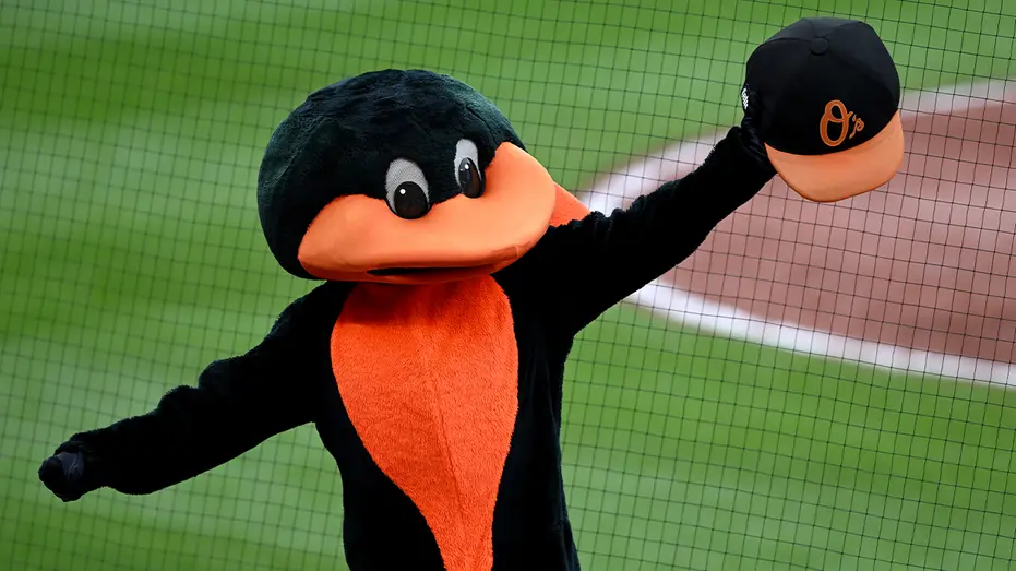Baltimore Orioles fez cortes na organização, inclusive incluindo o personagem que interpreta a mascote Oriole Bird e o …