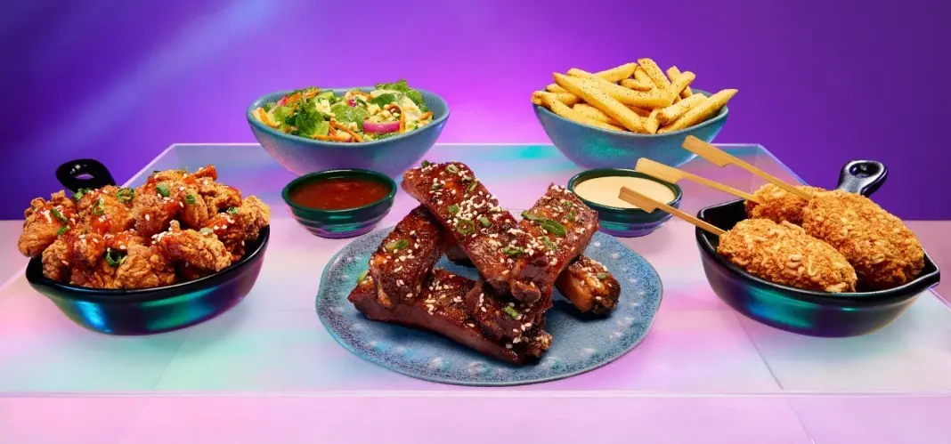 Outback lança a campanha Outbac-K com sabores coreanos, incluindo a K-Ribs e a K-Chicken, além de sorteios de viagens a…