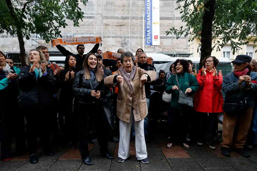 Maricarmen Abascal, de 87 anos, foi desalojada de sua casa em Retiro após quatro tentativas, e faleceu no hospital. A s…