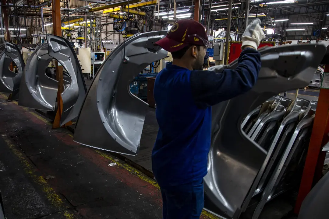 Venda de carros zero quilômetro deve crescer 15% este ano, segundo a Anfavea, chegando a 3,09 milhões de unidades. A ac…