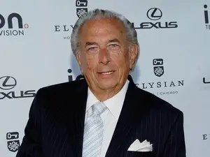 Frank Mancuso Sr., ex-presidente da Paramount, faleceu aos 93 anos. É uma perda no mundo de negócios, um marco na histó…
