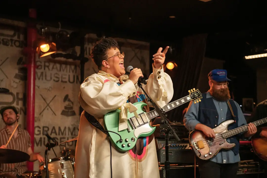 Alabama Shakes tocou Gimme All Your Love e outras músicas na Soho Sessions para apoiar o Grammy Museum. Achei legal ver…
