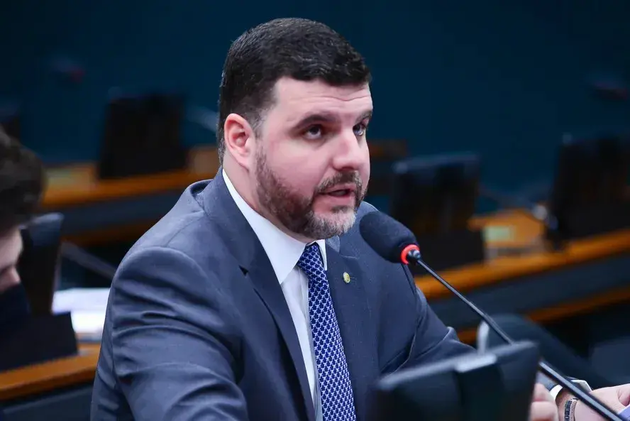 200 parlamentares da Frente Parlamentar da Agropecuária foram reeleitos em 2026, buscando aumentar a influência no Cong…
