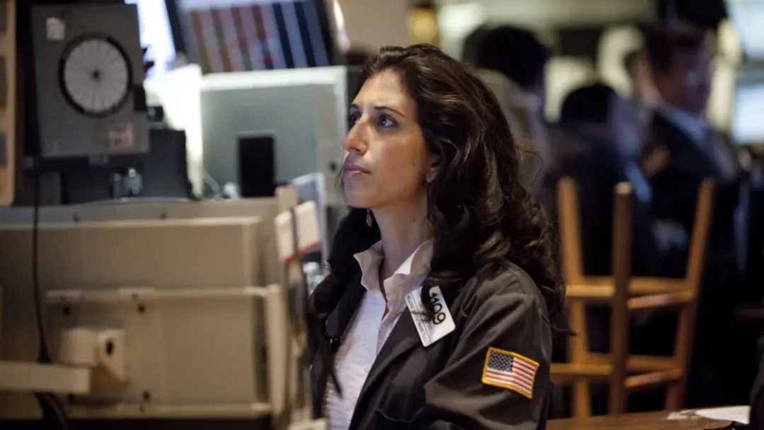S&P 500 recua 0,22% para 7.801,77 pontos após bater recorde, com rendimento do Treasury de 10 anos chegando a 5,365%. A…