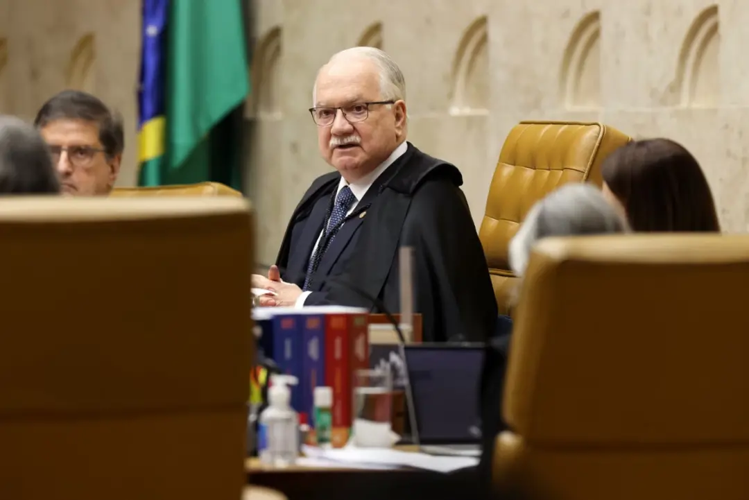 Fachin deu 5 dias pra PGR confirmar o pedido de arquivamento do caso de Bolsonaro na pandemia. Ponderar os fatos é o qu…