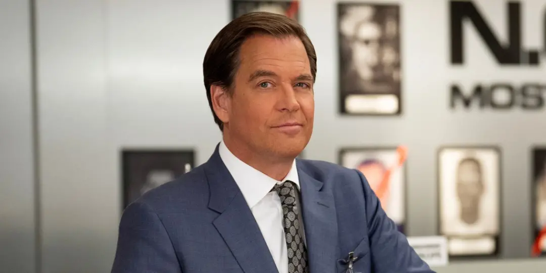 NCIS mudou de diretor permanente na temporada 24, com Tony DiNozzo assumindo após a morte do Vance. Parece que a série …