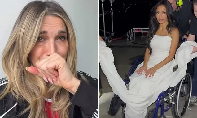 The Pussycat Dolls, com Nicole Scherzinger, Ashley Roberts e Kimberly Wyatt, tiveram turnê abalada por problemas técnic…