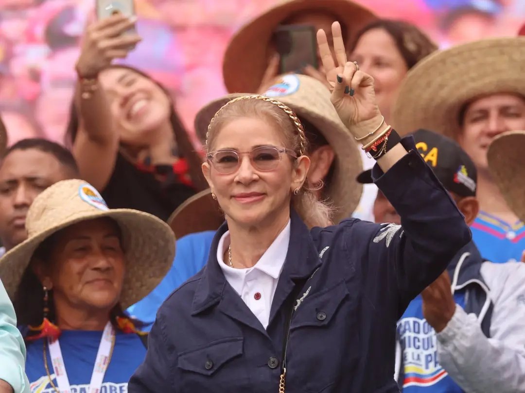 Cilia Flores vai pedir prisão domiciliar na corte federal de Nova York este jueves. A possibilidade de novos cargos por…