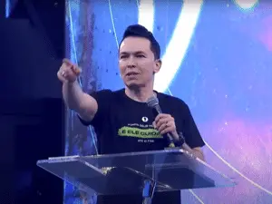 Pastor Lucinho da Lagoinha foi condenado por fala sobre beijo na boca da filha. Essa condenação mostra a importância de…
