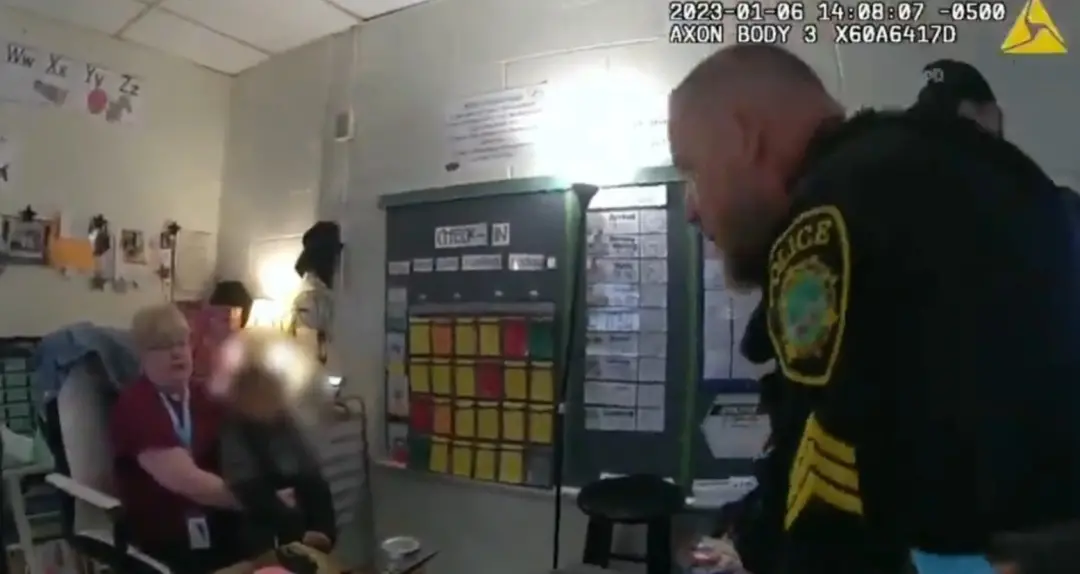 Virgínia, EUA. Criança de 6 anos atirou em professora e depois xingou policiais em câmera corporal. Aquele garoto disse…