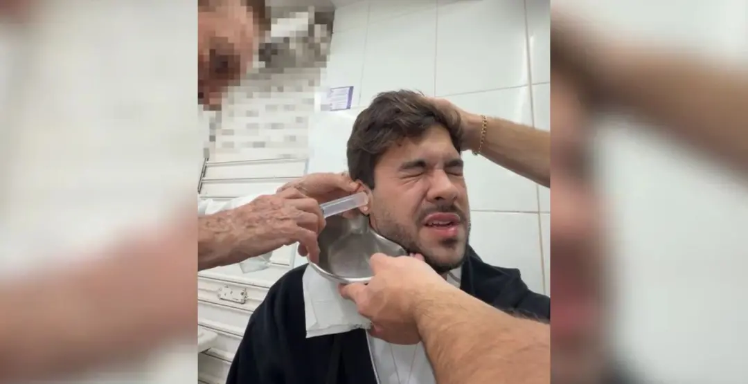 Álvaro Xaro, de 27 anos, teve um mosquito invadindo o ouvido durante um date em São José do Rio Preto, São Paulo. Essa …