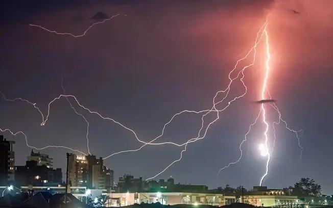 Sul do Brasil entra em período de temporais a partir de quinta-feira 8, com chuva elevada no Rio Grande do Sul, Santa C…