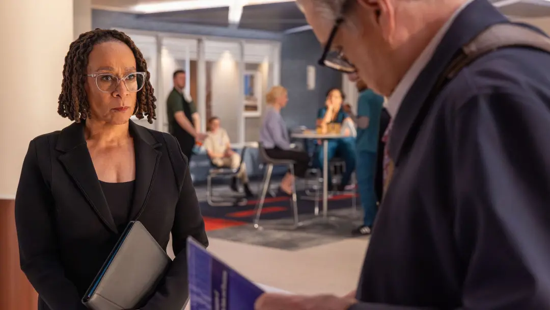 Chicago Med temporada 12 começou com um evento de vítimas em massa expondo falhas no hospital Gaffney Chicago. Ver os b…