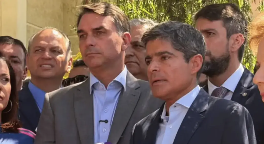 ACM Neto declarou apoio a Flávio Bolsonaro no segundo turno após derrota na Bahia. Essa articulação mostra que em polít…