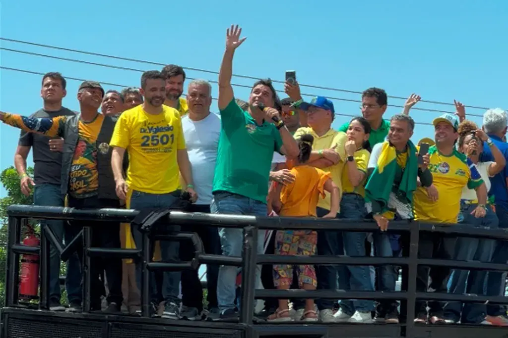 Sindicato dos Jornalistas de São Paulo convoca reunião para atacar a candidatura de Flávio Bolsonaro. A entidade critic…