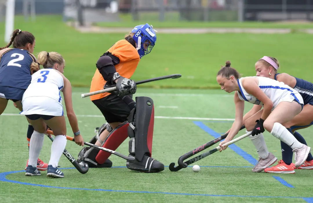 Darien mantém a posição de número um no ranking do Campeonato Estadual de Hockey de Connecticut, com Ludlowe recebendo …