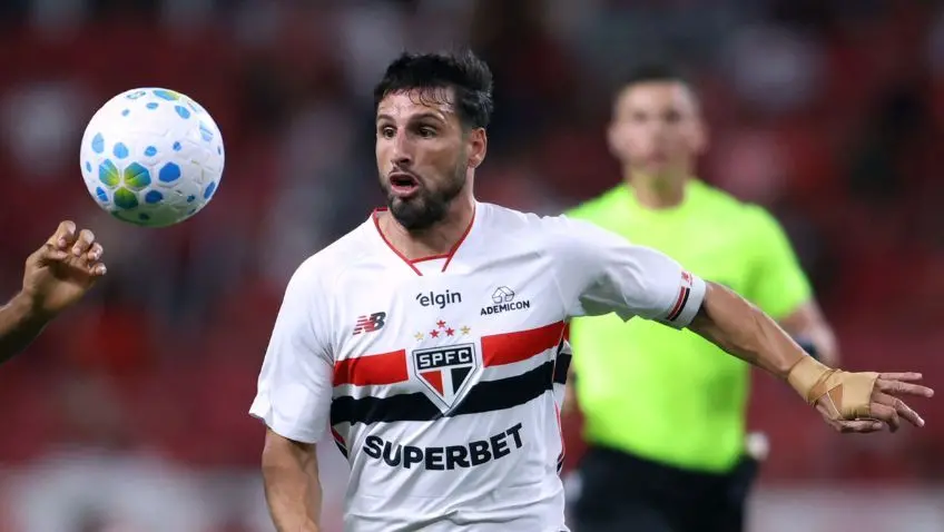 São Paulo perdeu por 2 a 0 para o Cruzeiro no Mineirão. O desempenho do time não dá perspectiva positiva para o restant…