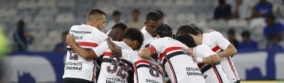 São Paulo perdeu por 2 a 0 para o Cruzeiro no Mineirão, com Kaio Jorge e Zé Lucas marcando. Essa derrota mostra como a …