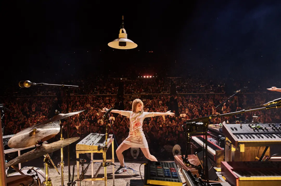 Hayley Williams lotou dois shows no Hollywood Bowl. O show solo dela mostra que a arte vai muito além de um projeto sec…