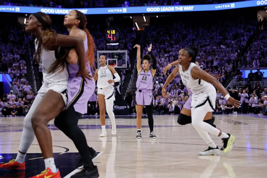 Golden State Valkyries seguram a virada das Las Vegas Aces, vencendo o Jogo 2 por 83 a 81 e garantindo 2 a 0 na semifin…
