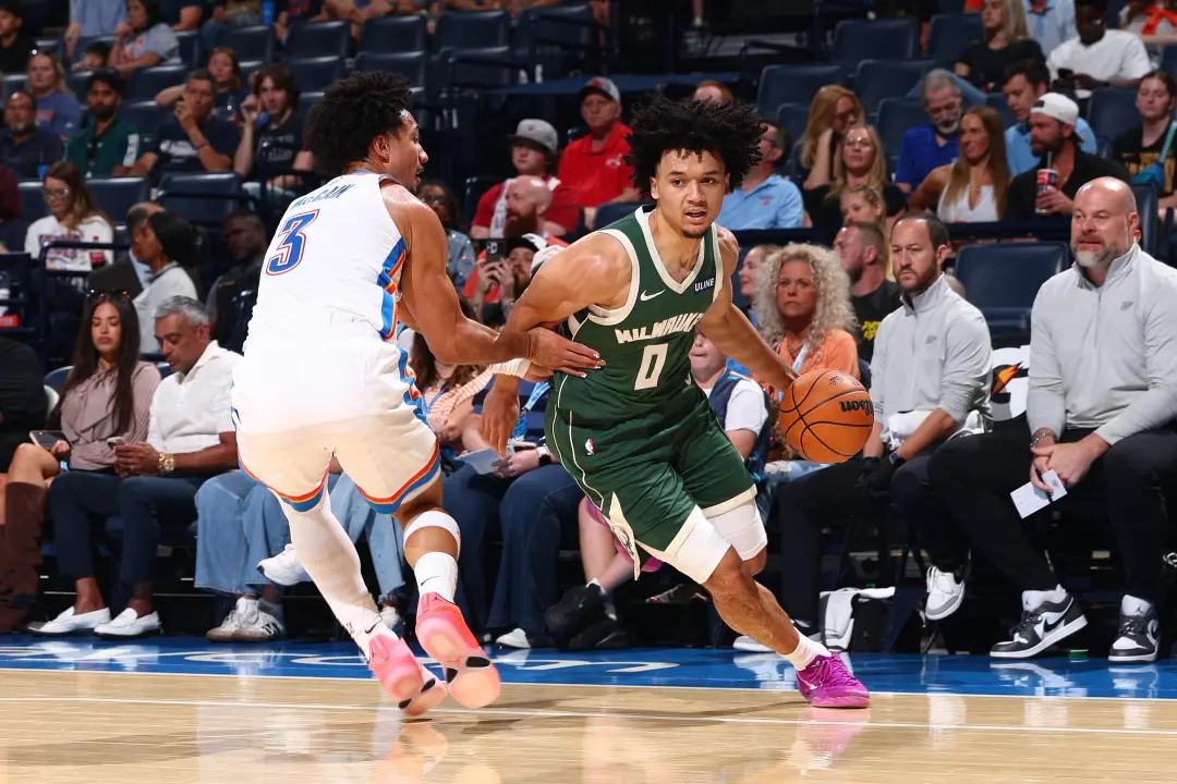 Bucks venceu o Thunder por 128 a 126 na segunda partida da pré-temporada fora de casa. Turner fez 19 pontos, mas o Burr…