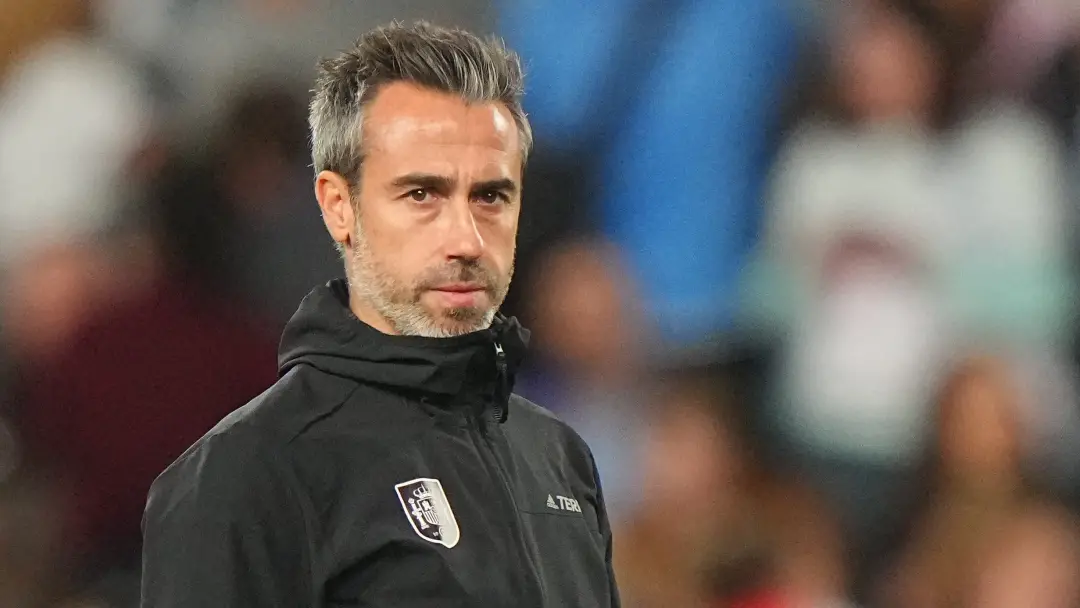 Jorge Vilda deixou o cargo de selecionador feminino de Marrocos após três anos, sendo substituído por Eric Blahic. A tr…