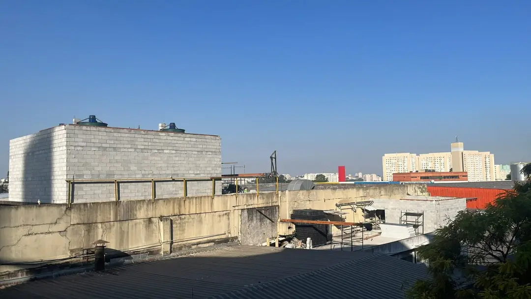Condomínio Solare Ipiranga, com 380 famílias, conseguiu que a Justiça obrigue o Carrefour a reduzir o barulho das opera…