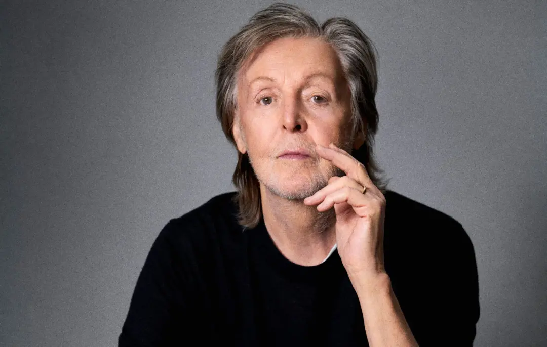 Paul McCartney lançou uma edição especial do album The Boys of Dungeon Lane com quatro faixas novas, incluindo um flip …