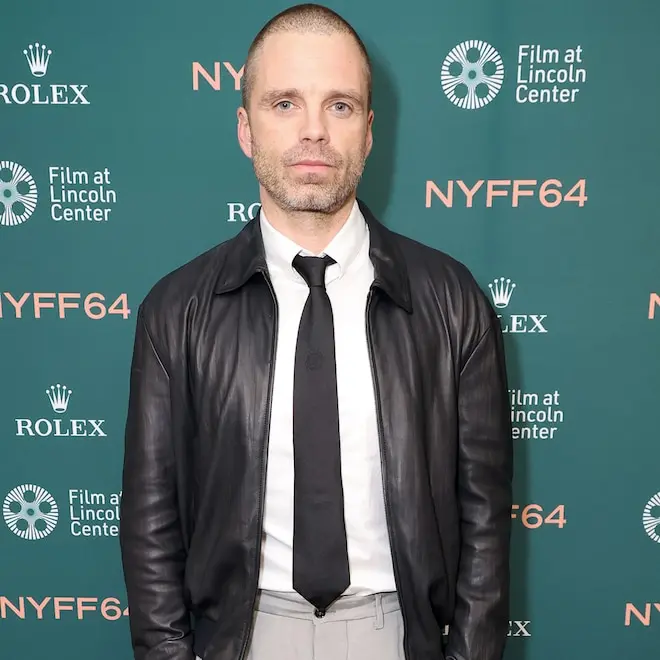Sebastian Stan sentiu-se um homem diferente após a transformação de cabelo, raspando o topo da cabeça para o visual cal…