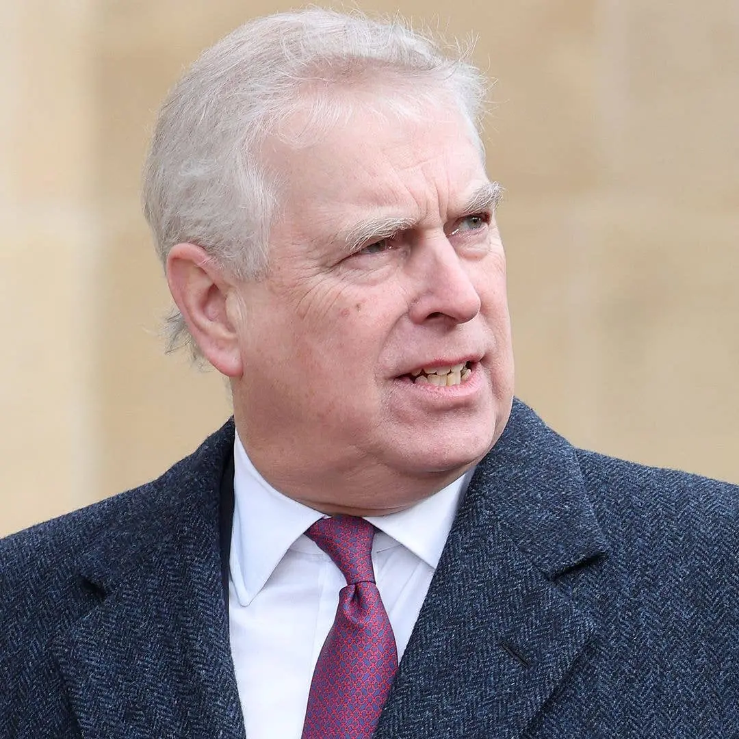 King Charles colocou vizinhos novos perto da casa de Andrew Mountbatten-Windsor na propriedade de Sandringham. É sempre…