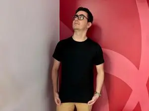 Camiseta da Insider custa R$ 109 com cupom de desconto. Acho interessante ver esse tipo de oferta em roupas, pois ajuda…