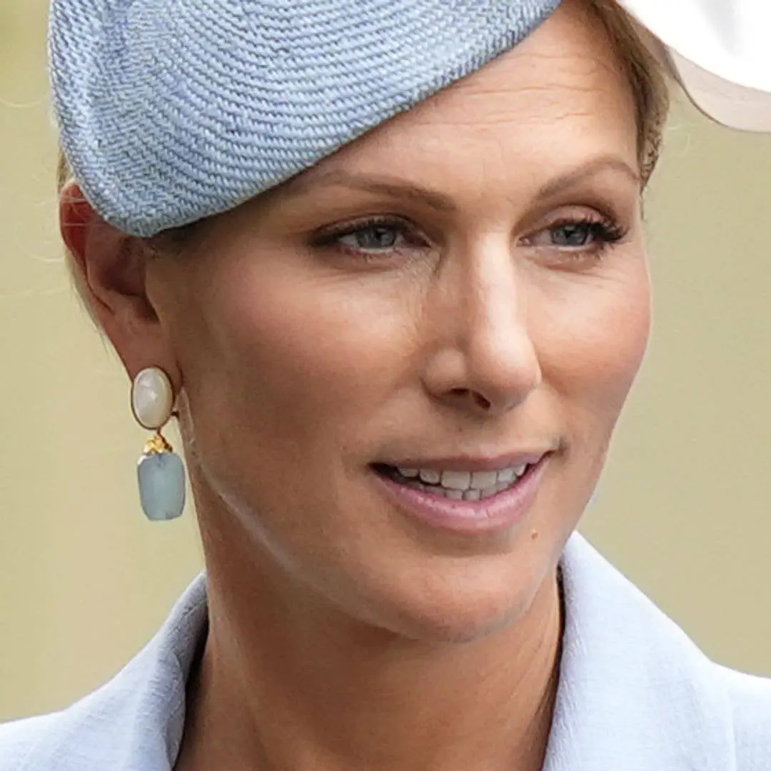 Zara Tindall disse que a filha Mia, com 12 anos, revirou os olhos. É um comportamento comum na adolescência, mas mostra…