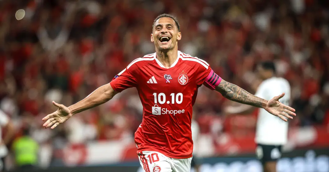 Internacional vence o Corinthians por 2 a 1 no Beira-Rio, mas o Colorado segue no Z-4. A sequência de sete jogos sem vi…