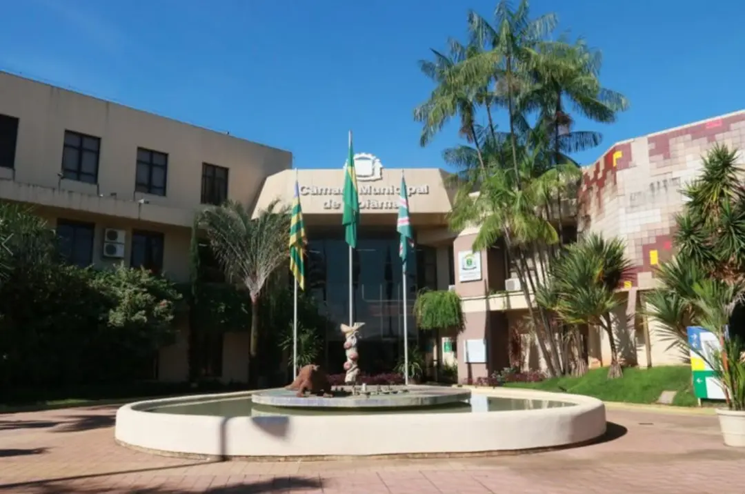 Vereadores de Goiânia vão eleger nova Mesa Diretora da Câmara no sábado, 10 de outubro, para o biênio 2027 a 2028. A mu…
