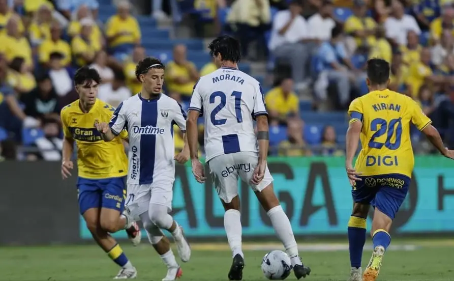 Na Laliga Hypermotion, 16 dos 22 times participaram da Primeira Divisão alguma vez. Esse crescimento mostra mais qualid…