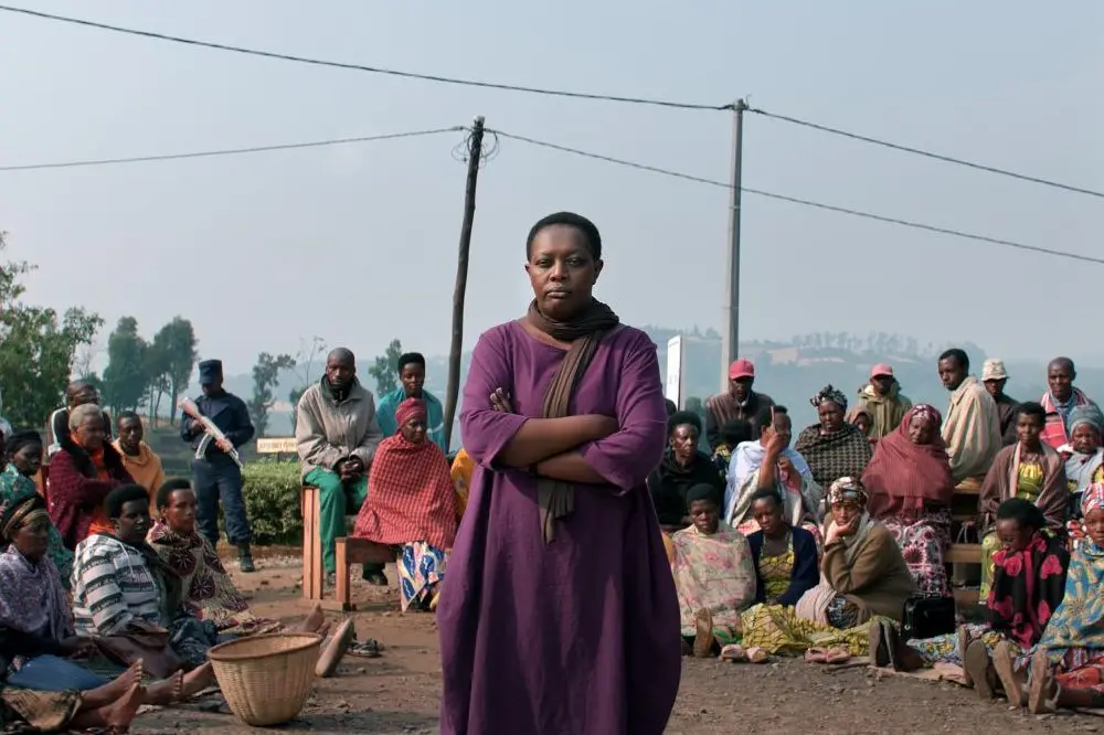 Rwanda entra na corrida internacional dos Oscars com BenImana, a estreia de Marie-Clementine Dusabejambo. O filme, que …
