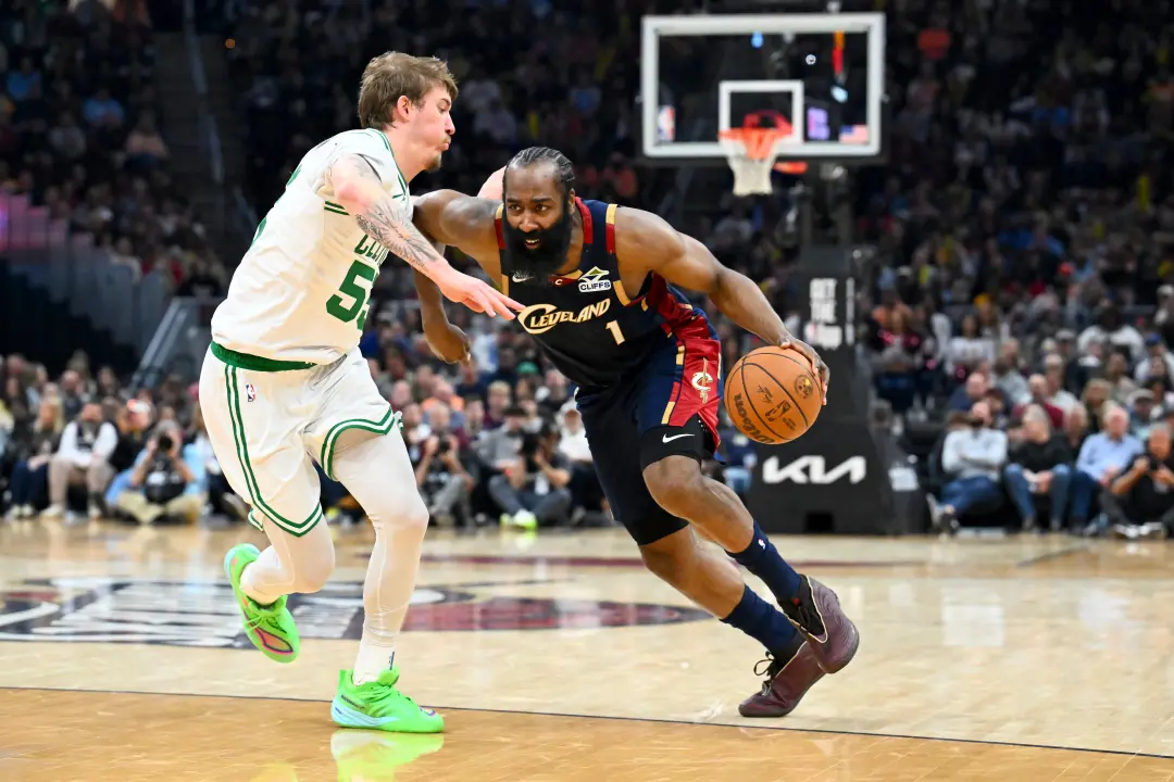 Cavs contra Celtics na pré-temporada hoje, jogo de exibição em Cleveland. A equipe vai testar combinações de linha, ven…