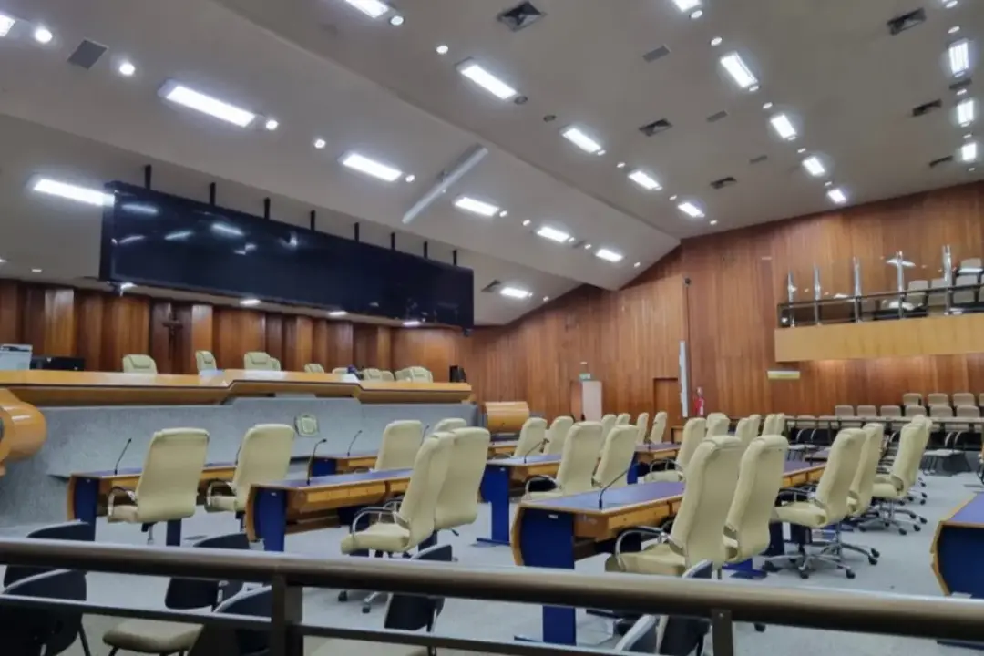 Câmara de Goiânia convoca vereadores para eleição da nova Mesa Diretora no sábado, às 9h. Essa mudança de gestão impact…
