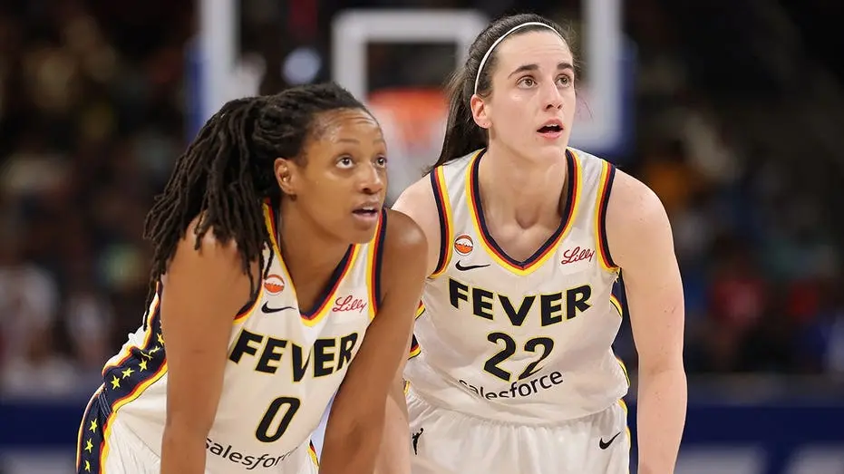 Mitchell, jogadora do Fever, falou sobre a atenção que Caitlin Clark gera e como isso traz críticas para ela e as coleg…