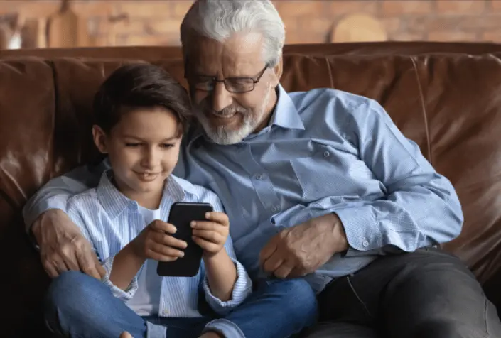 XP lançou a Conta Menor, uma funcionalidade gratuita para crianças e adolescentes acessarem renda fixa e ações na B3 co…
