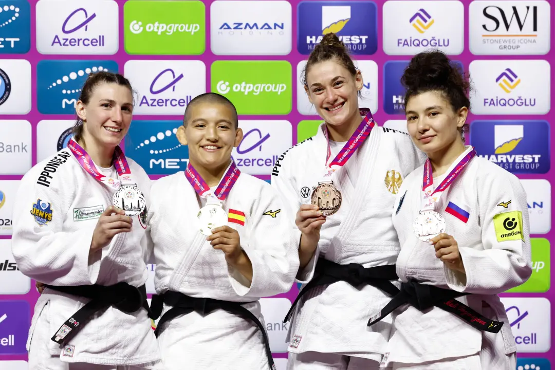 Ai Tsunoda ganhou a medalha de ouro de judo na categoria de 70 kilos em Bakú. É um ato de força que ecoa a busca pela e…