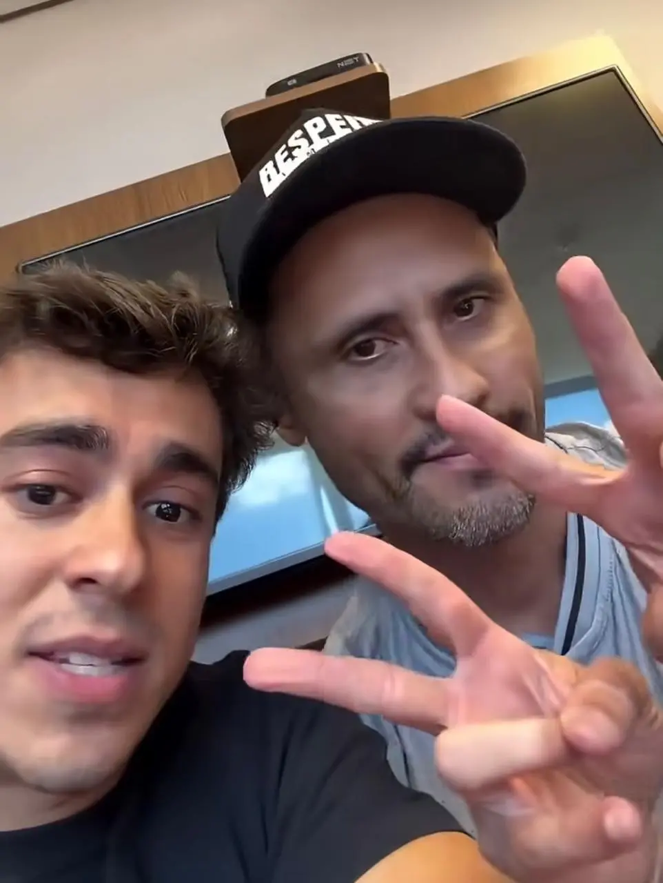 Cleitinho e Nikolas se alinham no apoio a Flávio Bolsonaro para o segundo turno em Minas Gerais. Essa articulação em Br…