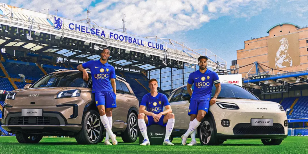 Chelsea fechou parceria global com a montadora chinesa GAC para transporte do time no Stamford Bridge. A parceria traz …
