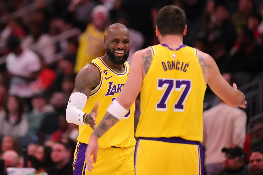 Luka Dončić disse que LeBron James o procurou depois de deixar os Lakers. Ser colega de time por 72 jogos contra Los An…