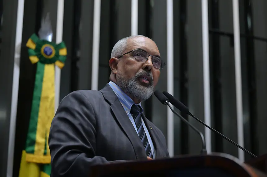 Fim da escala 6x1 na PEC 221/2019 pode aumentar o emprego formal e reduzir a informalidade, segundo Paulo Paim no Senad…