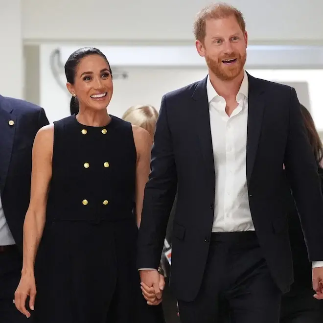 Duke de Sussex revelou que sua regra familiar é não passar mais de 10 dias fora. Essa busca por limites, mesmo em momen…