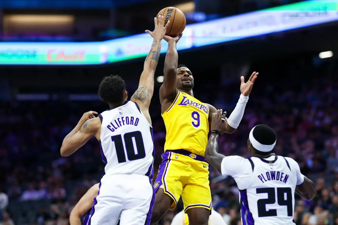 Sacramento Kings selecionaram Nique Clifford com a 24a escolha do Draft de 2025. Mesmo com boas atuações na pré-tempora…