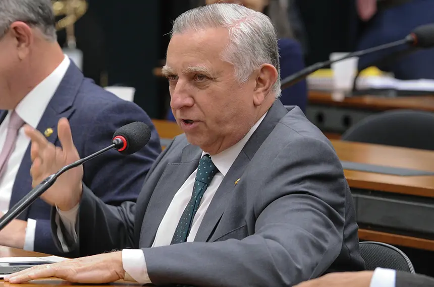 Saúde estética pode ser área de atuação de seis profissões no Senado. O projeto visa dar segurança jurídica a profissio…